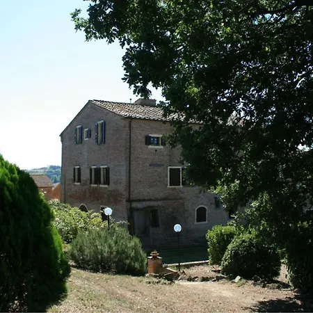 Chianacce Sleeps 6 Pool Apartment